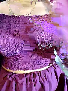 Snapshot of VR_here_4U chatting on May 2026 06:20:01 PM VR here 4U online show from May 2026 06:20:01 PM