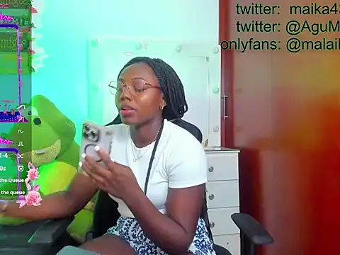 Snapshot of maika28 chatting on April 2026 01:28:01 PM maika28 online show from April 2026 01:28:01 PM