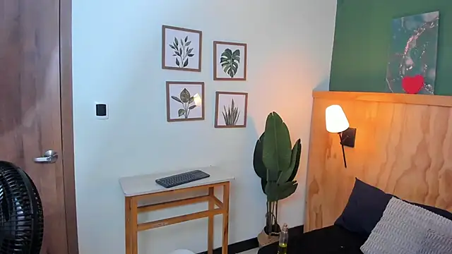 jacob-coper online show from October 2025 03:14:01 AM