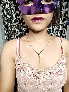 REVA DARLING online show from April 2026 07:09:01 AM