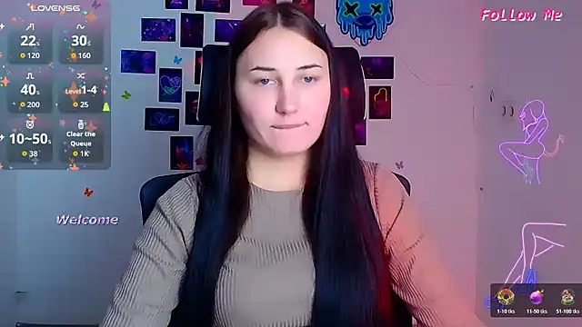 Jennifer Blum online show from November 2025 12:16:02 PM