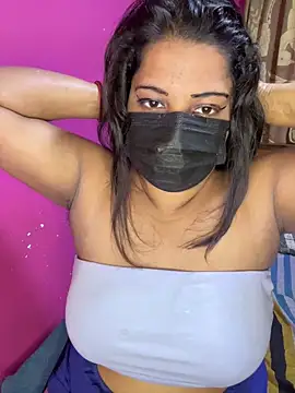 NOORA-GIRL online show from October 2025 03:21:02 AM