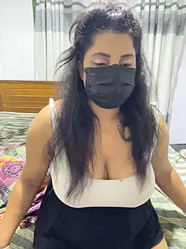 NOORA-GIRL online show from April 2026 03:35:02 AM