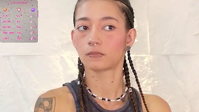 zorravioletta1 online show from October 2025 05:21:02 PM