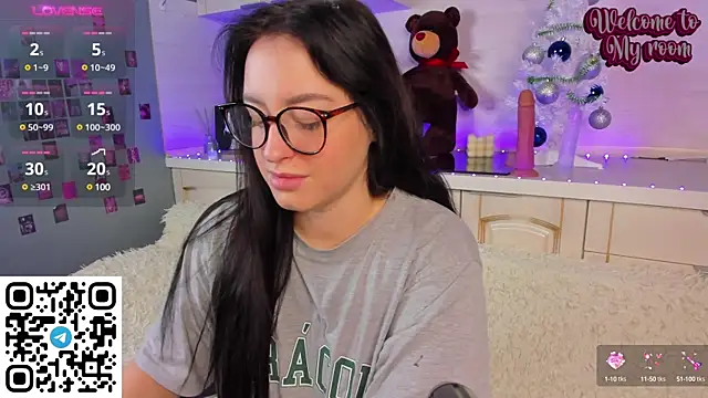 Snapshot of Kruela_Eva chatting on December 2024 11:29:02 PM Kruela Eva online show from December 2024 11:29:02 PM