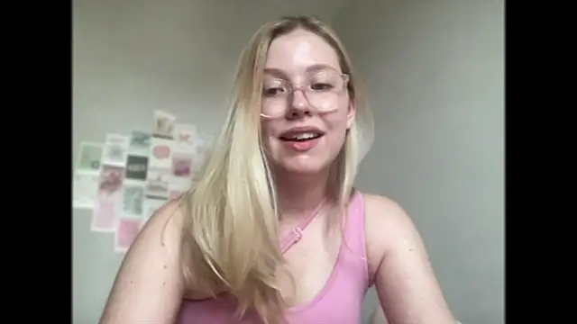 HoneyAudrey online show from October 2025 02:29:01 AM