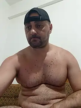 Snapshot of Mirkoxxx@xh chatting on June 2026 07:13:01 PM Mirkoxxxxh online show from June 2026 07:13:01 PM