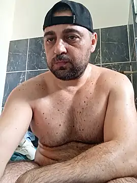 Snapshot of Mirkoxxx@xh chatting on July 2026 08:32:01 AM Mirkoxxxxh online show from July 2026 08:32:01 AM