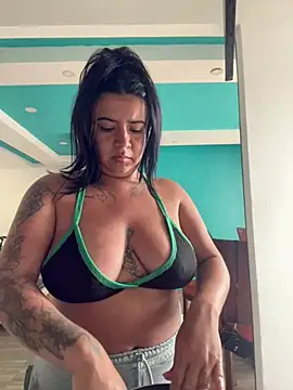 Snapshot of Devilsweet17 chatting on March 2025 05:42:02 PM Devilsweet17 online show from March 2025 05:42:02 PM