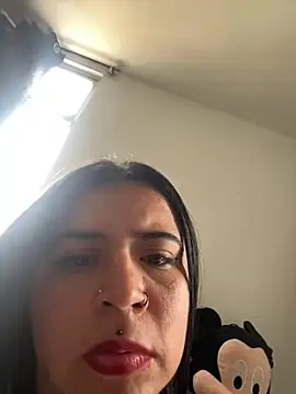 Snapshot of Devilsweet17 chatting on November 2025 07:46:01 PM Devilsweet17 online show from November 2025 07:46:01 PM