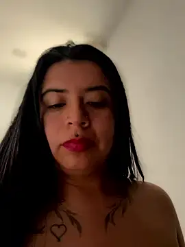 Snapshot of Devilsweet17 chatting on January 2026 03:16:02 PM Devilsweet17 online show from January 2026 03:16:02 PM