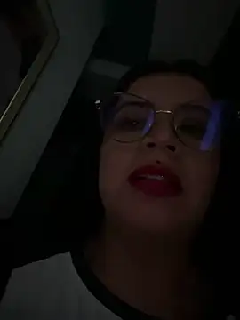 Snapshot of Devilsweet17 chatting on February 2026 04:11:01 AM Devilsweet17 online show from February 2026 04:11:01 AM