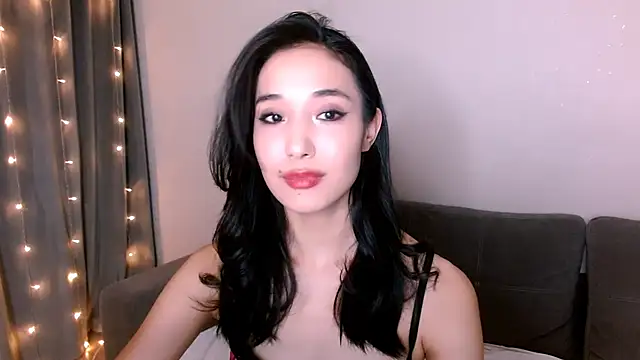 Snapshot of Li_noen chatting on March 2025 11:03:02 PM Li noen online show from March 2025 11:03:02 PM