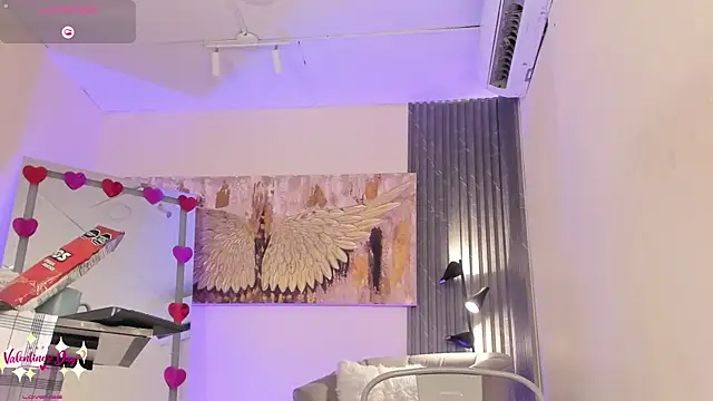 emma alice  online show from February 2025 03:42:01 PM