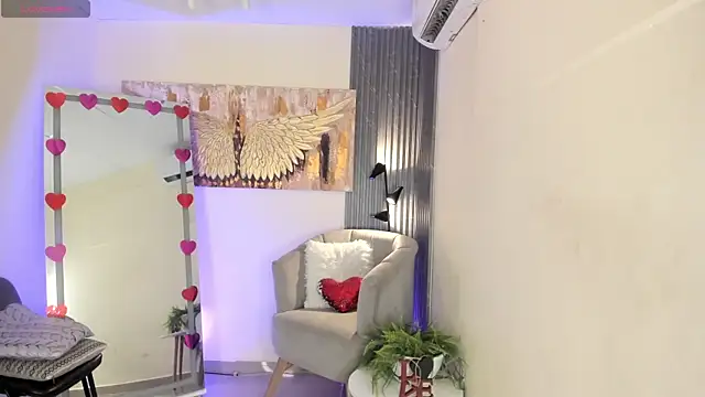 emma alice  online show from February 2025 12:22:02 PM