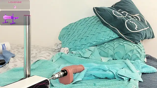 emma alice  online show from March 2025 03:50:02 PM