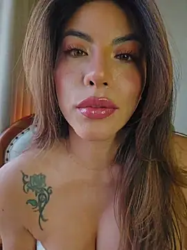 Snapshot of Karen_San_Miguel chatting on December 2025 10:25:02 PM Karen San Miguel online show from December 2025 10:25:02 PM