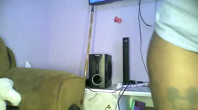 Nish Darling  online show from March 2025 06:24:01 AM