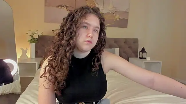Ariella Sol online show from July 2026 01:32:02 AM