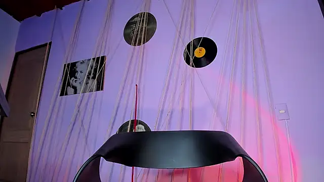 MrShaggy online show from January 2025 10:37:01 PM