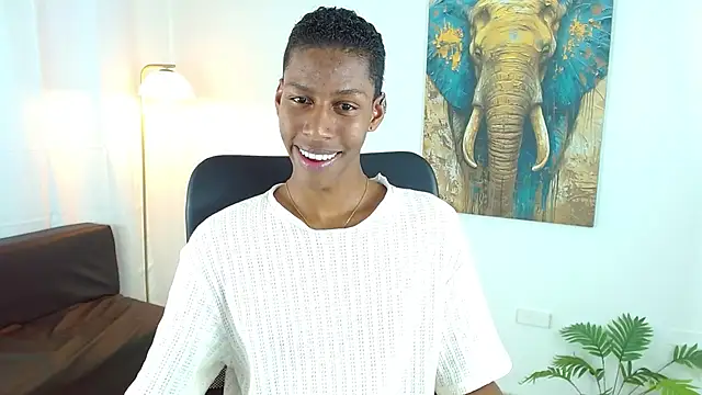 maiki18  online show from October 2025 09:04:01 PM