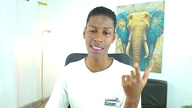 maiki18  online show from November 2025 08:53:01 PM