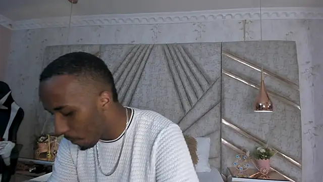 Snapshot of JamesParck chatting on January 2025 12:09:02 PM JamesParck online show from January 2025 12:09:02 PM