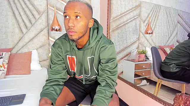 Snapshot of JamesParck chatting on February 2025 12:24:01 PM JamesParck online show from February 2025 12:24:01 PM