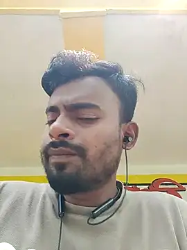 Snapshot of rayhan085 chatting on March 2025 06:19:01 AM rayhan085 online show from March 2025 06:19:01 AM