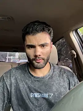 Snapshot of Derek_w chatting on March 2026 09:08:01 PM Derek w online show from March 2026 09:08:01 PM