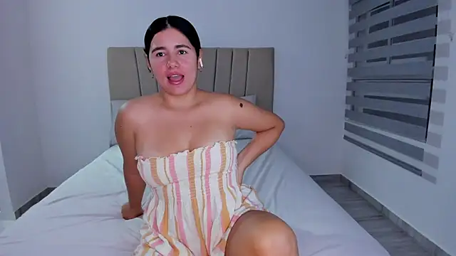 Natasha-28 online show from February 2026 02:19:01 AM