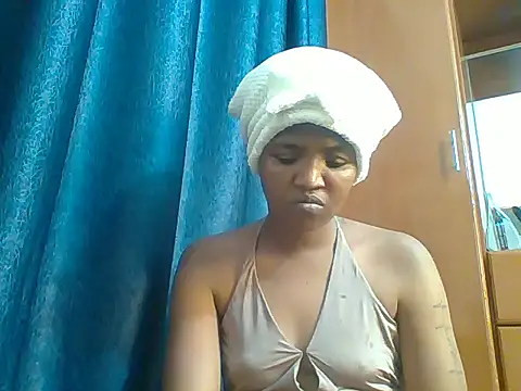 Snapshot of pretty_cool chatting on July 2026 09:39:01 PM pretty cool online show from July 2026 09:39:01 PM