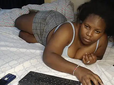 booty lolah  online show from February 2026 06:37:02 PM