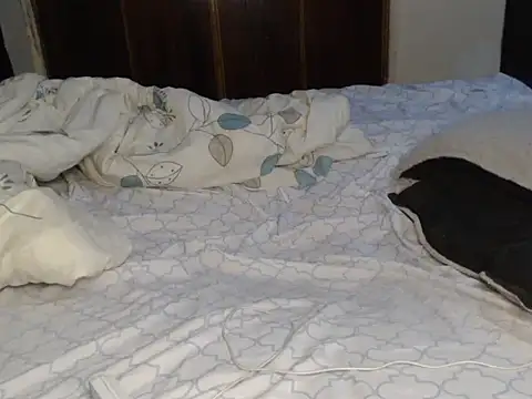 Snapshot of booty_lolah_ chatting on March 2026 02:00:02 PM booty lolah online show from March 2026 02:00:02 PM