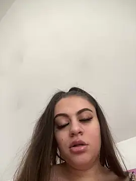 ayshalove online show from March 2025 01:52:02 PM