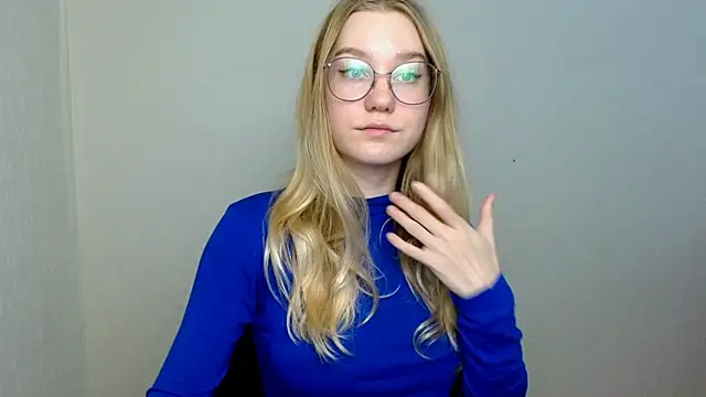 Snapshot of cindi_hot chatting on November 2025 11:27:01 AM cindi hot online show from November 2025 11:27:01 AM