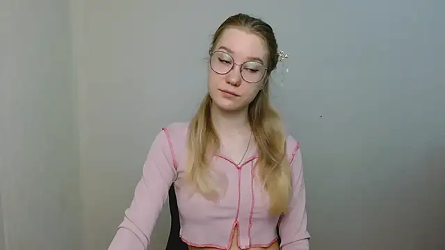 Snapshot of cindi_hot chatting on January 2026 11:56:01 AM cindi hot online show from January 2026 11:56:01 AM