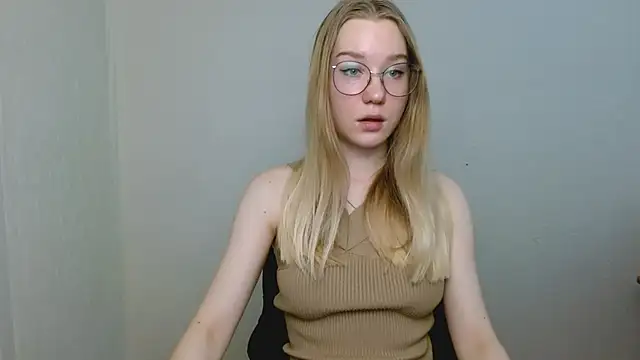 Snapshot of cindi_hot chatting on January 2026 11:16:02 AM cindi hot online show from January 2026 11:16:02 AM