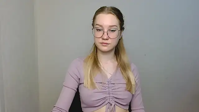 Snapshot of cindi_hot chatting on January 2026 04:55:01 PM cindi hot online show from January 2026 04:55:01 PM