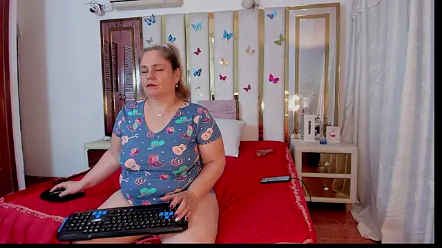 AnyelaGitanaMature online show from February 2026 03:04:01 AM