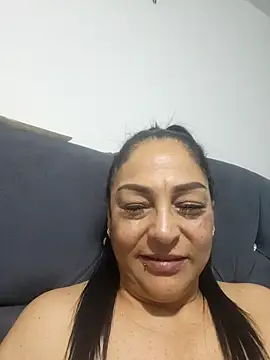 Snapshot of Gina_Myers chatting on November 2025 01:04:01 AM Gina Myers online show from November 2025 01:04:01 AM