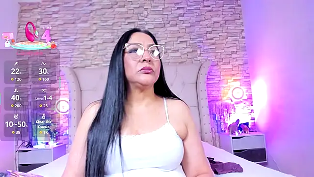 Snapshot of Gina_Myers chatting on November 2025 03:37:02 PM Gina Myers online show from November 2025 03:37:02 PM