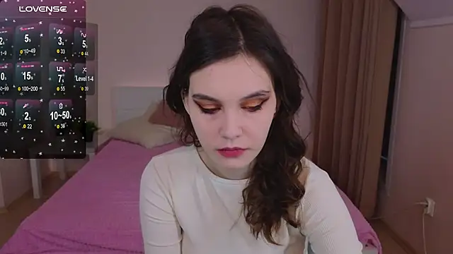 SusieMorris online show from February 2025 01:15:02 AM