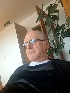 Milkasahne64 online show from February 2026 09:05:01 AM