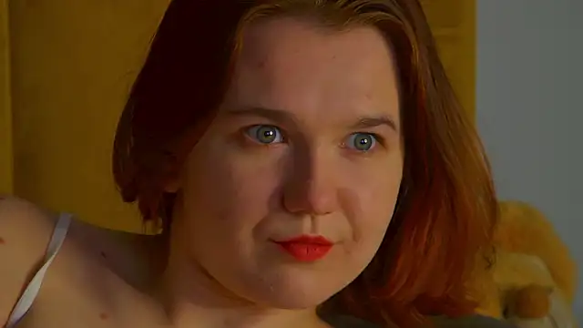 Snapshot of LessySmith chatting on February 2026 04:16:02 AM LessySmith online show from February 2026 04:16:02 AM