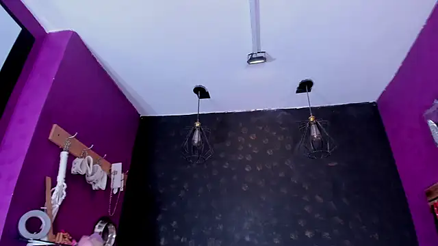 Alexa Slave online show from October 2025 07:25:02 PM