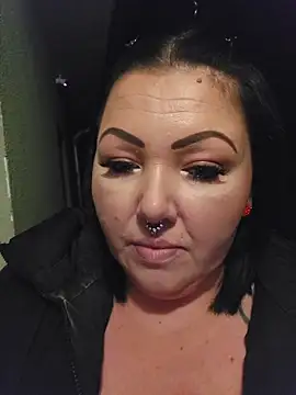 -BonnieBlack- online show from December 2025 02:17:02 AM