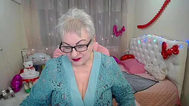 KayleSmoll online show from March 2025 04:52:02 AM
