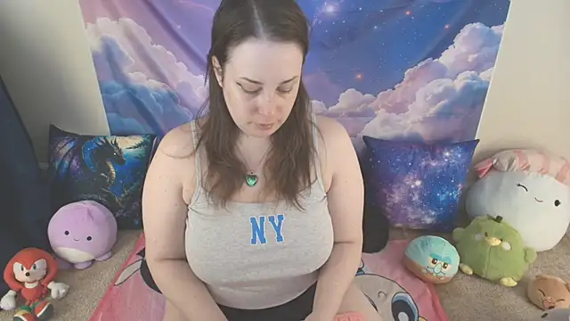 MilkyBunny online show from April 2026 04:01:01 PM