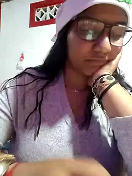 Sofythom1 online show from December 2024 04:02:02 AM